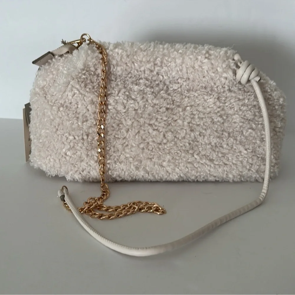 A New Day Ivory Faux Fur Clutch Crossbody Shoulder Bag - Picture 9 of 16
